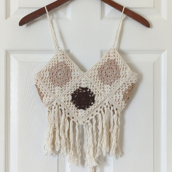 Boho Chic Granny Square Crochet Knit Tassel Trim Cropped V-neck Tank Top Cream - Picture 1 of 10
